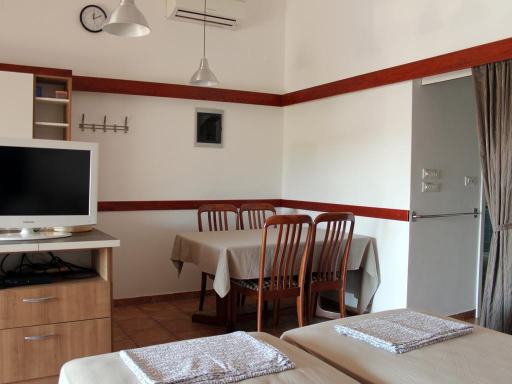 Ra-Krvavica Studio Kamer foto